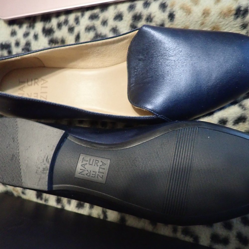 COPY - Naturalizer navy blue flat - new size 10